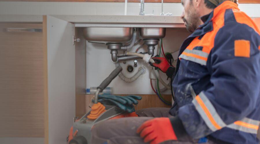 Professional slab leak plumber services in Kaysville, UT